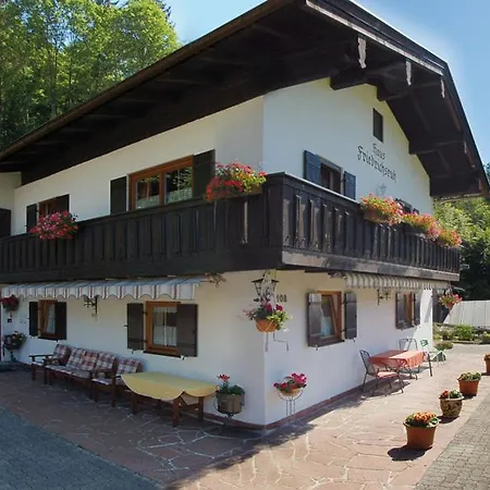 Almrosn, Friedrichsruh Und Hollereben Apartment *
