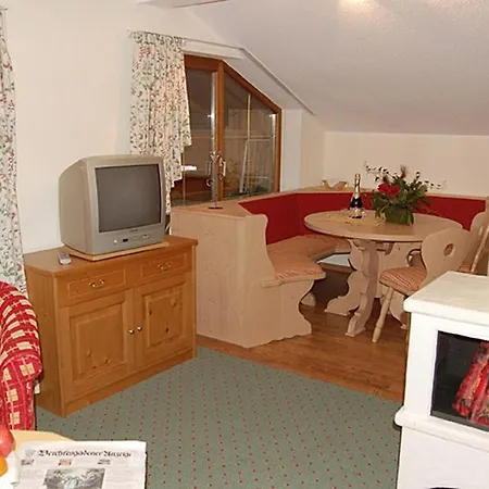 Almrosn, Friedrichsruh Und Hollereben Apartamento